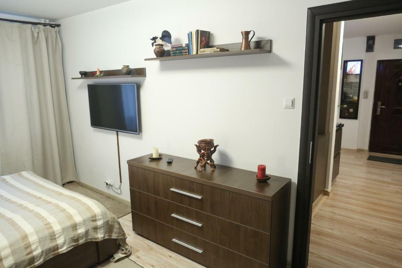 Central Place Apartment Timisoara Ngoại thất bức ảnh