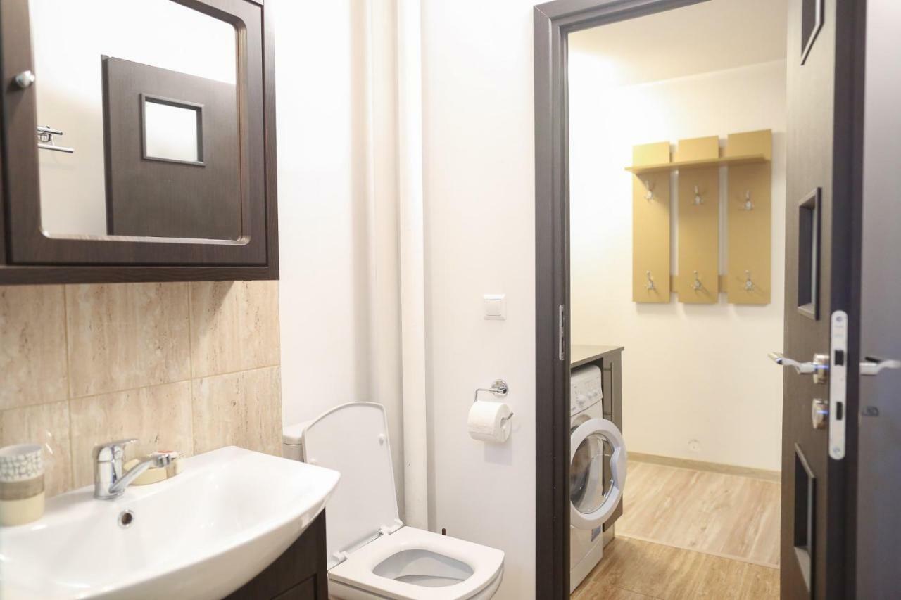 Central Place Apartment Timisoara Ngoại thất bức ảnh
